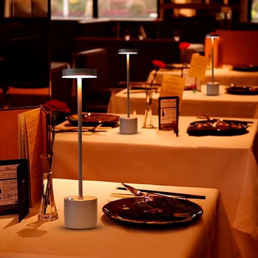 Luminária de Mesa sem Fio