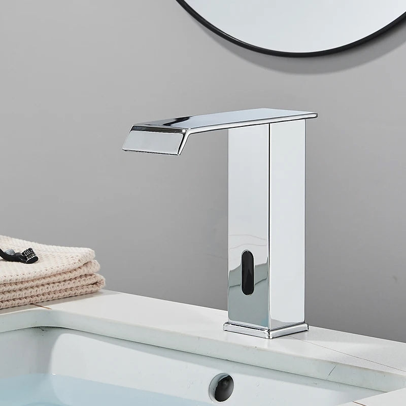 Torneira Elétrica Para Banheiro Com Sensor Touch Modelo Arion