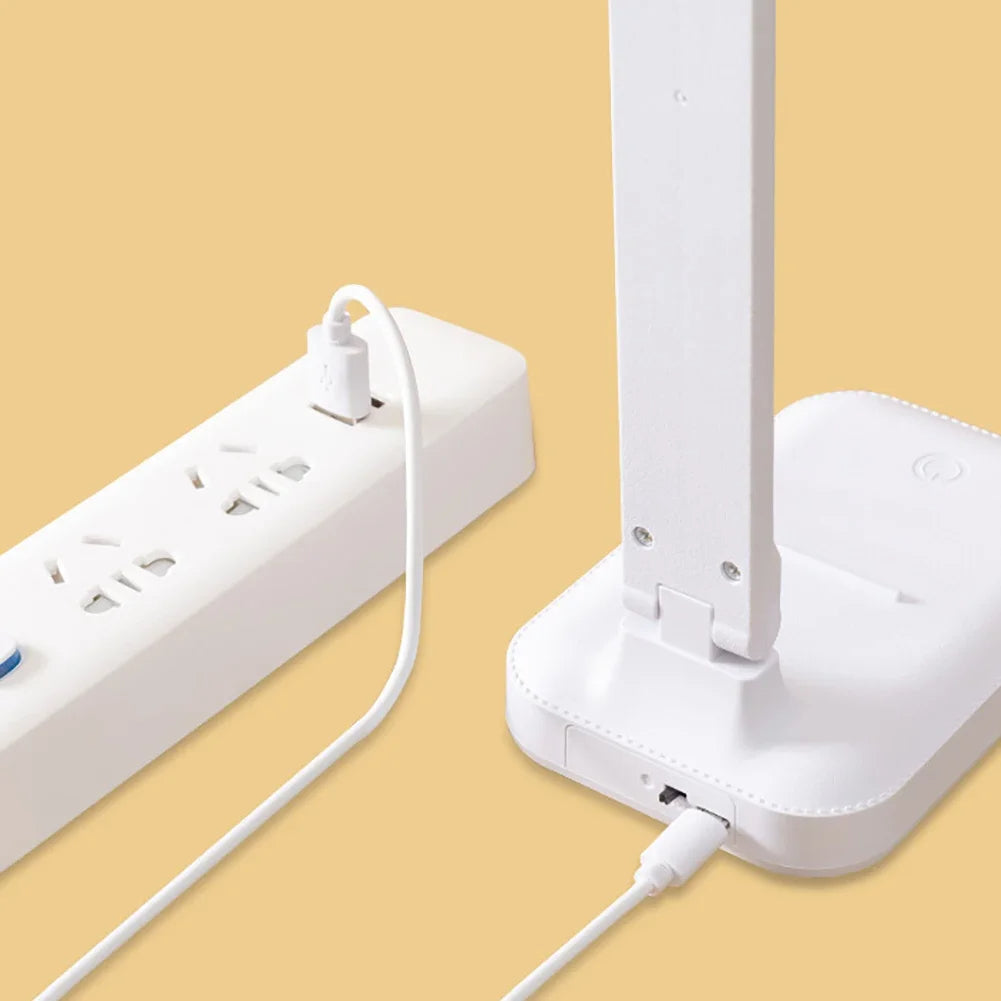 Luminária de Mesa LED - Proteção dos Olhos